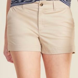 Old Navy everyday khaki shorts